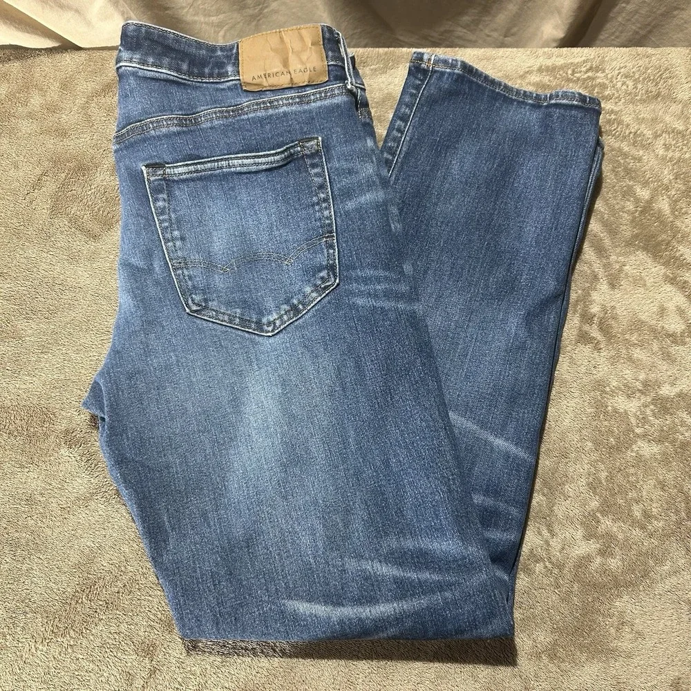 American Eagle AirFlex Straight Jeans Men's Size 33x32 Medium Wash Stretch Denim